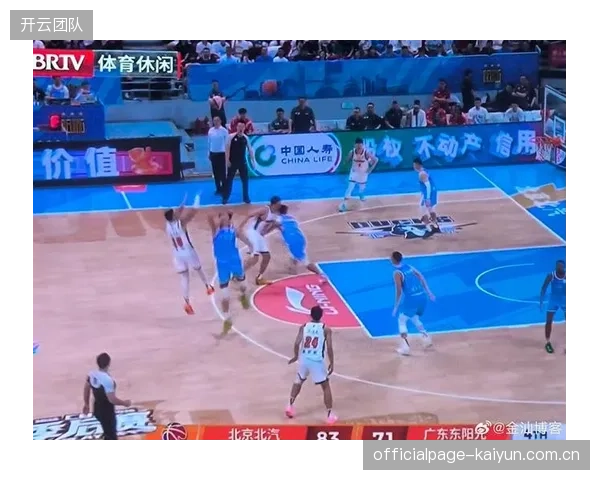 周琦内线优势明显，帮助北京队在京粤大战决胜场中以88-73击败广东队晋级。